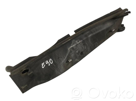 Cita veida dzinēja nodalījuma detaļa