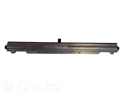 Aizmugurē logu aizkars