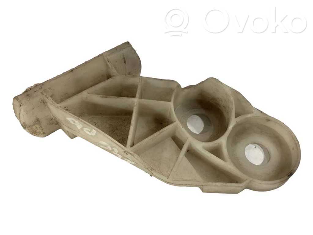 Front bumper holder