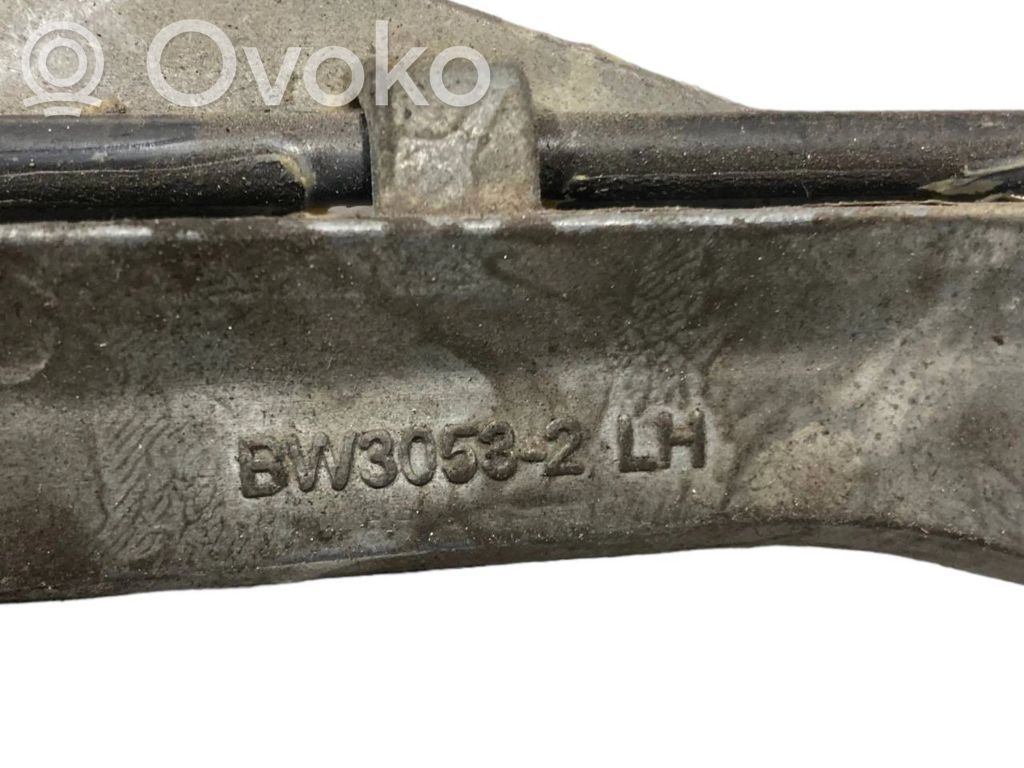 Держатель/кронштейн для внешней ручки открывания спереди