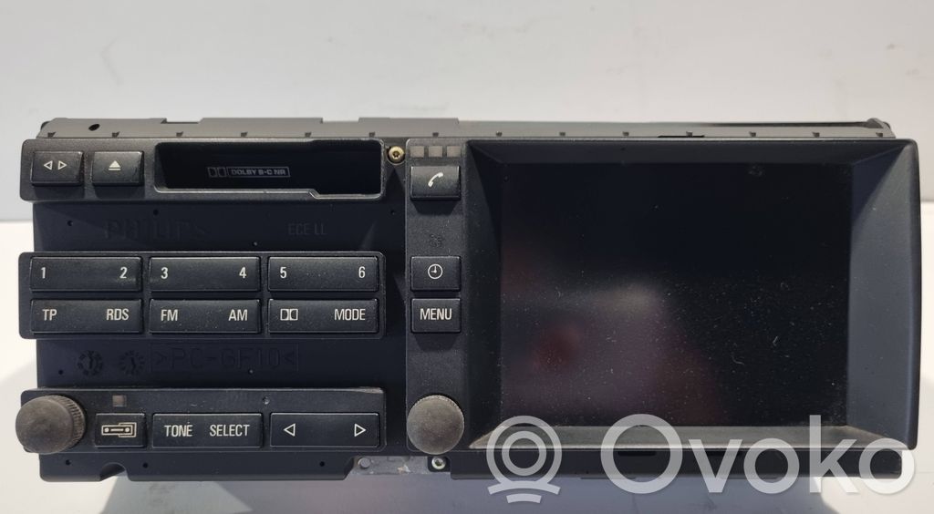 Radio / CD/DVD atskaņotājs / navigācija