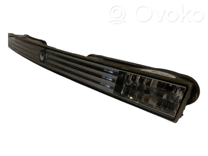 Полоса освещения номерного знака багажника