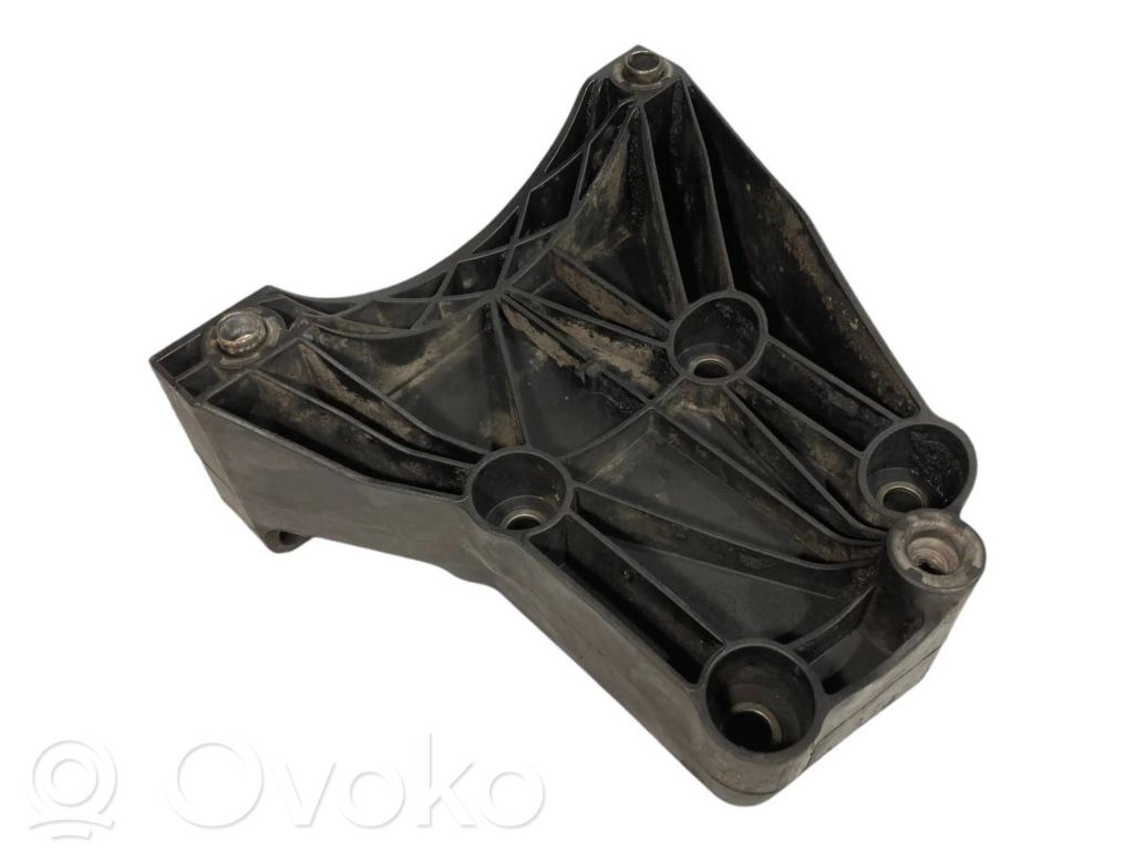 Gaisa kondicionēšanas kompresora stiprinājums