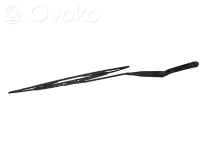 Windshield wiper arm