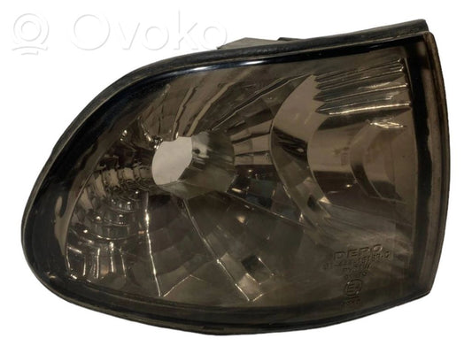 Передний поворотный свет