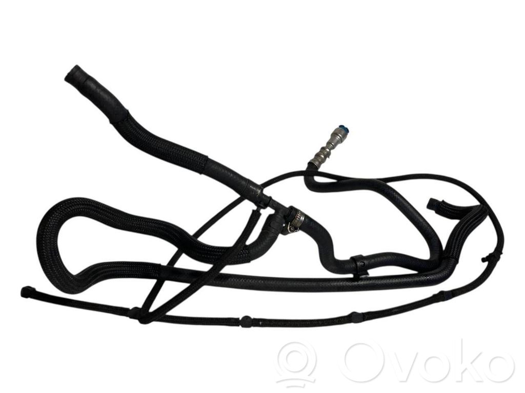 Degvielas caurulīte (-es)