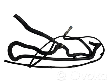 Degvielas caurulīte (-es)