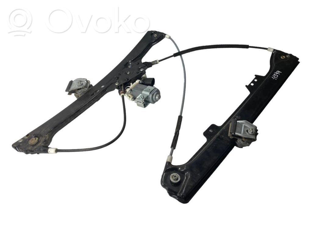 Priekšpusē elektriskā loga pacelšanas mehānisma komplekts