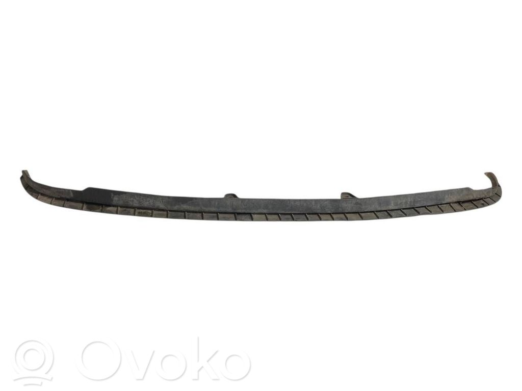 Apakšējā bampera daļa (lūpa)