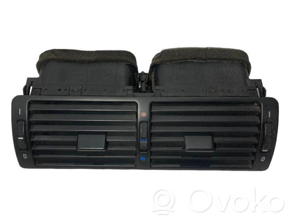 Centrālais gaisa ventilācijas režģis