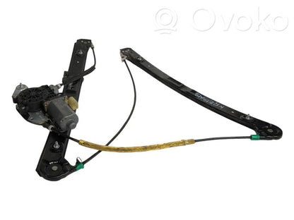 Priekšpusē elektriskā loga pacelšanas mehānisma komplekts