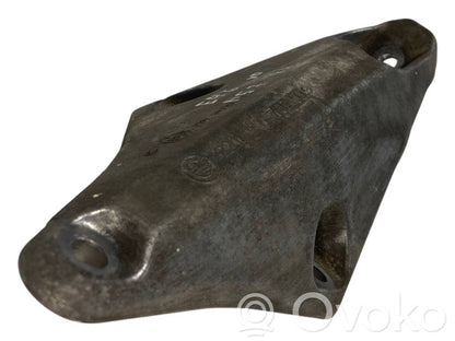 Dzinēja nostiprināšanas stiprinājums-kronšteins