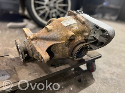 Aizmugurējais reduktors