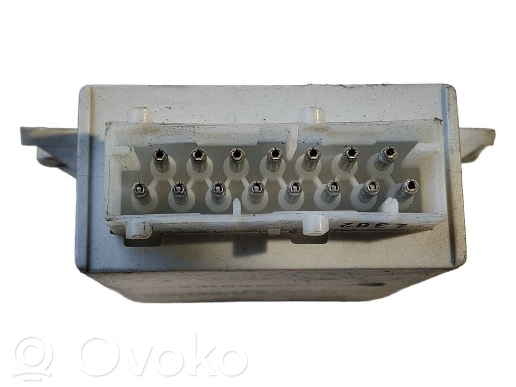 Bagāžnieka pārsega vadības bloks