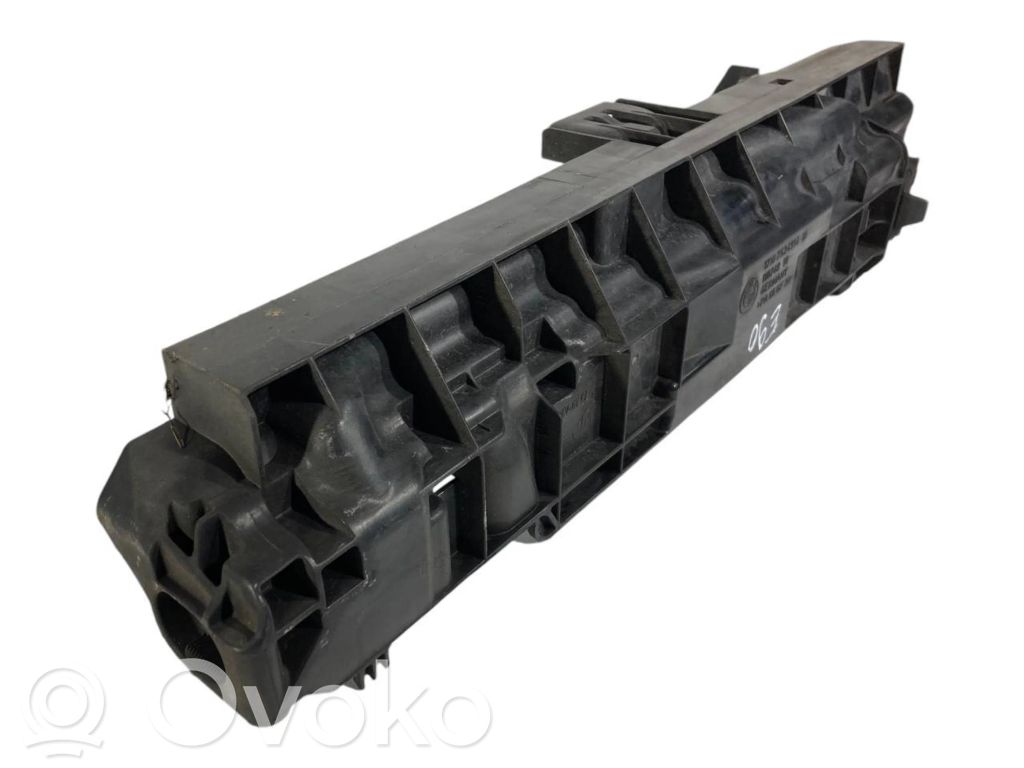 Radiatora (-u) turētājs / kronšteins