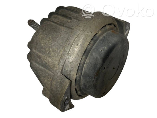 Engine cushion