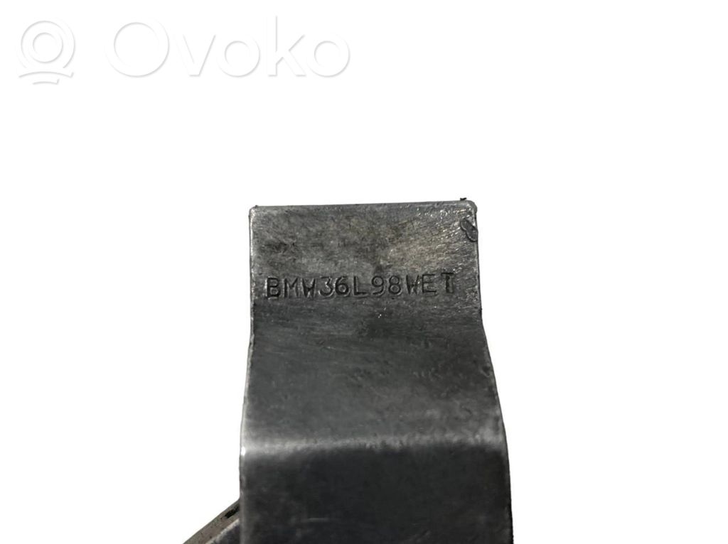 Kardāna / stūres krustsavienojums