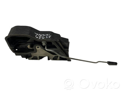 Aizmugurē slēdzene