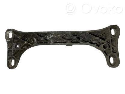 Transmission mounting bracket