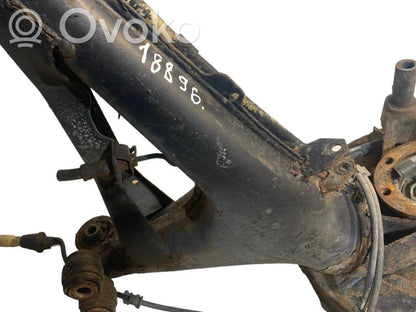 Aizmugurē riteņa rumbas vārpstas šarnīrs (stupica, capfa)