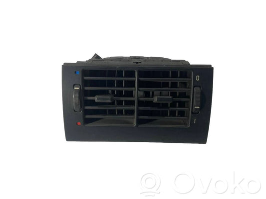 Aizmugurējā gaisa - ventilācijas reste