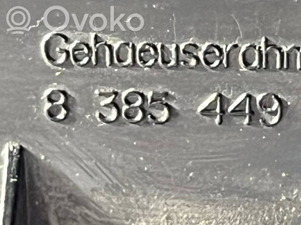 Speedometer (in the instrument panel)