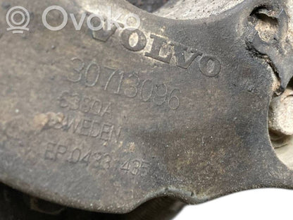 Pārnesumkārbas reduktors / razdatka