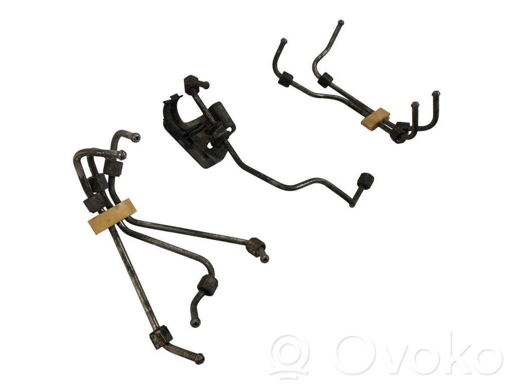 Degvielas caurulīte (-es)