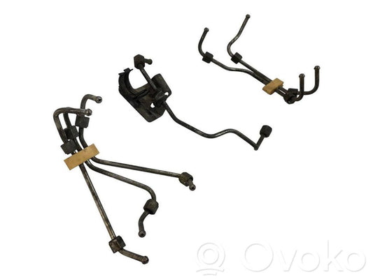 Degvielas caurulīte (-es)