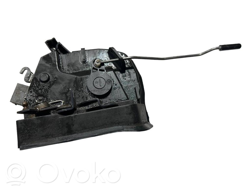 Aizmugurē slēdzene