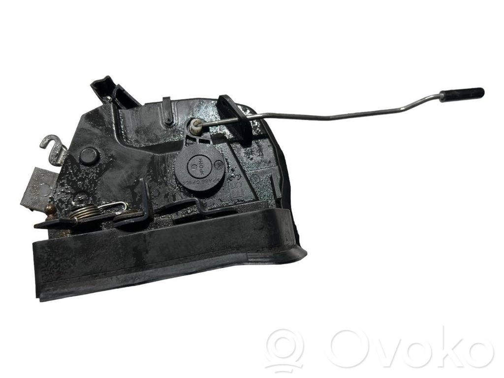 Aizmugurē slēdzene