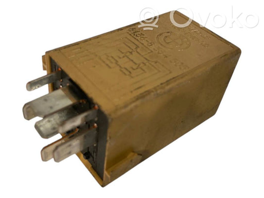 Window wiper relay