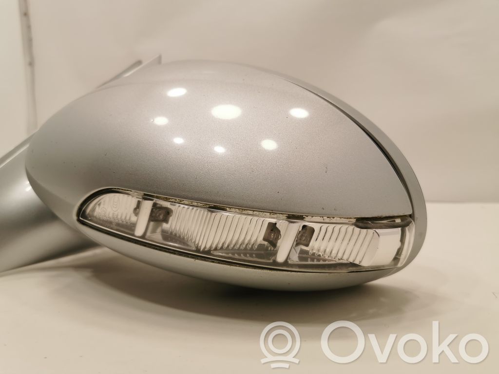 Spogulis (elektriski vadāms)