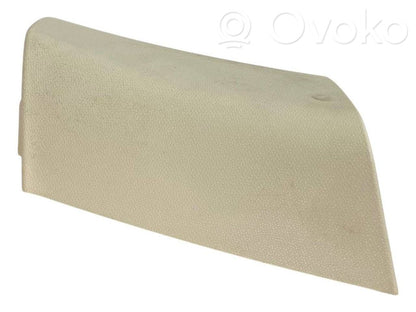 (C) statņa dekoratīvā apdare