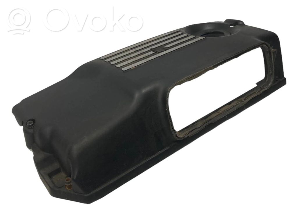 Крышка двигателя (декоративная отделка)