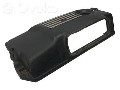 Крышка двигателя (декоративная отделка)