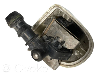 Lukturu mazgātāja sprausla (-as)