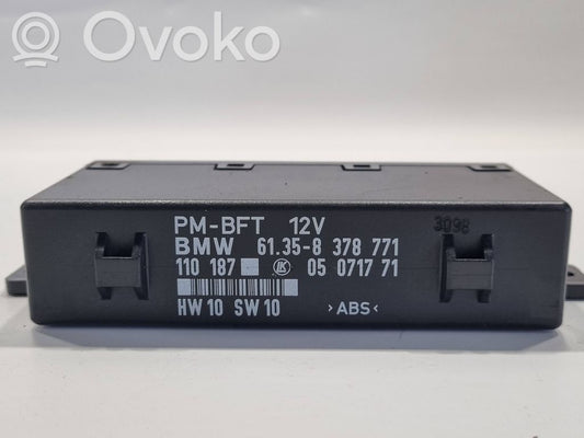 Durvju vadības bloks