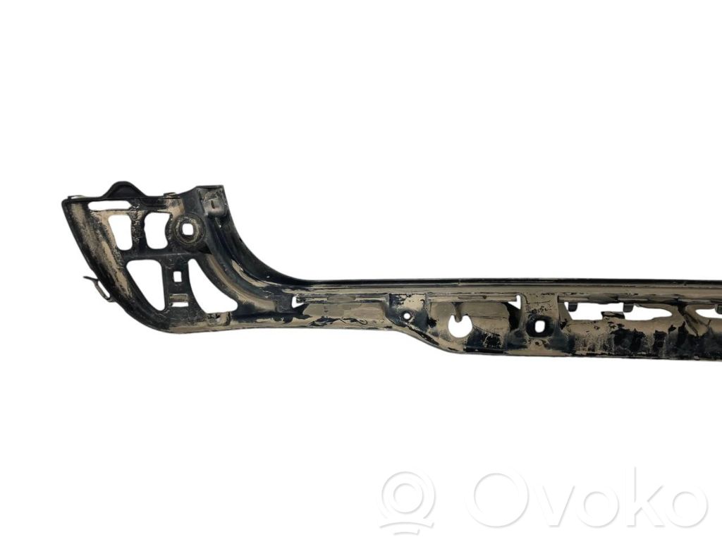 Rear bumper mounting bracket