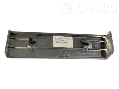 Sēdekļu un durvju dekoratīvās apdares komplekts