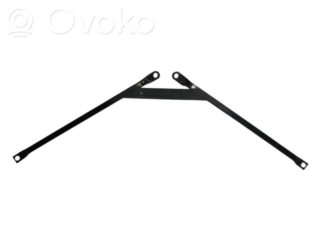 Cita veida dzinēja nodalījuma detaļa