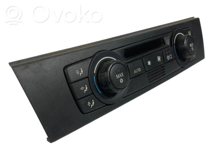 Air conditioning / climate control / interior heating control unit (in the passenger compartment)