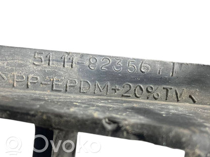 Apakšējais režģis (trīsdaļīgs)