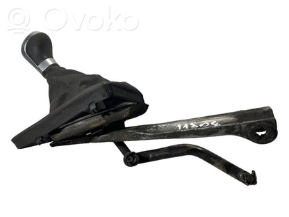 Switching mechanism (sliding mechanism)