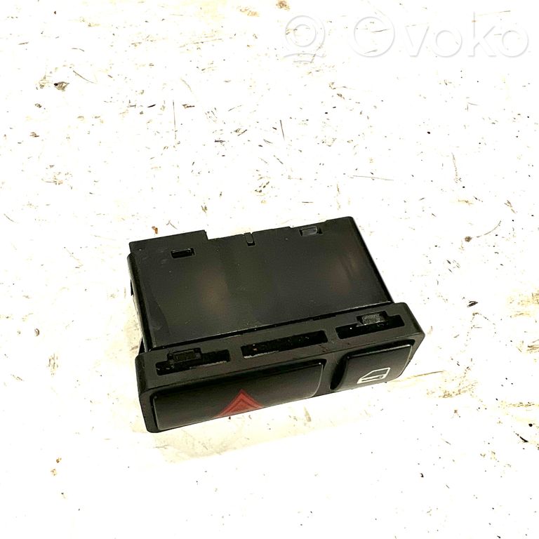 Avārijas lukturu slēdzis