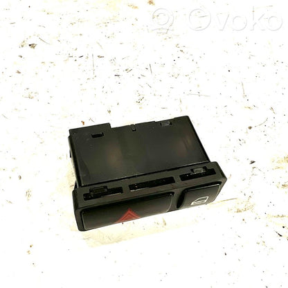 Avārijas lukturu slēdzis