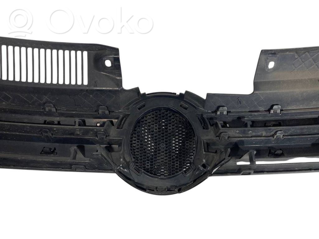 Priekšējais režģis