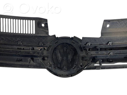 Priekšējais režģis