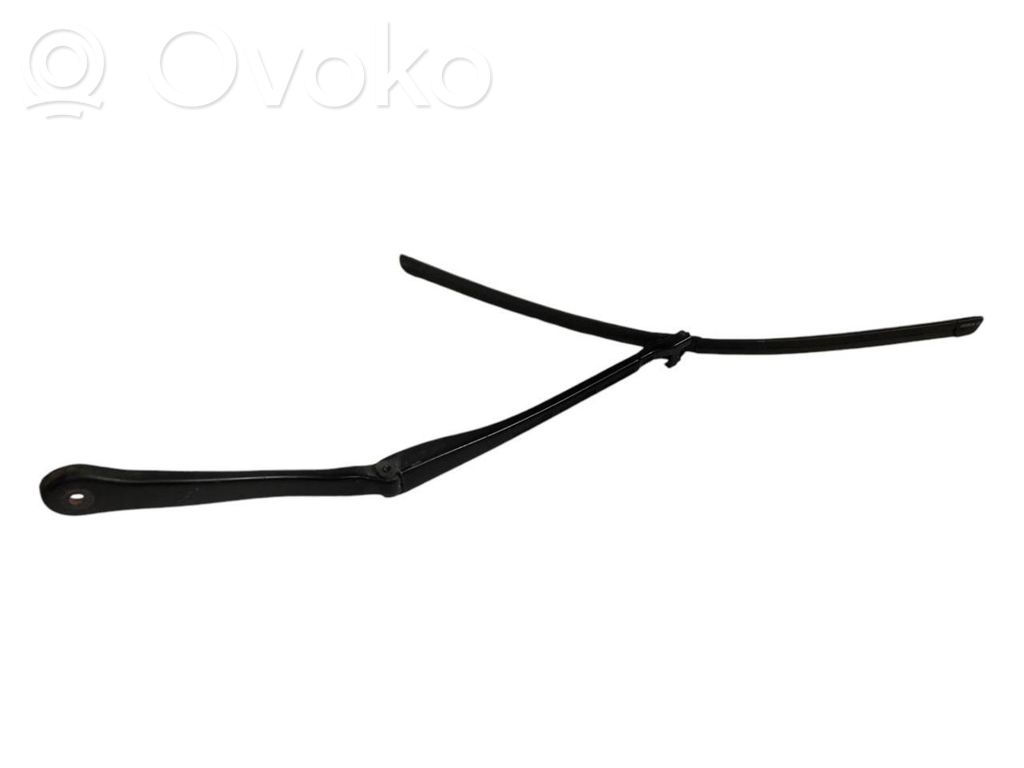 Windshield wiper arm