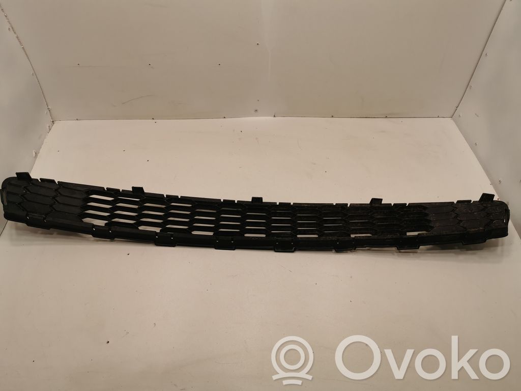 Apakšējais režģis (trīsdaļīgs)